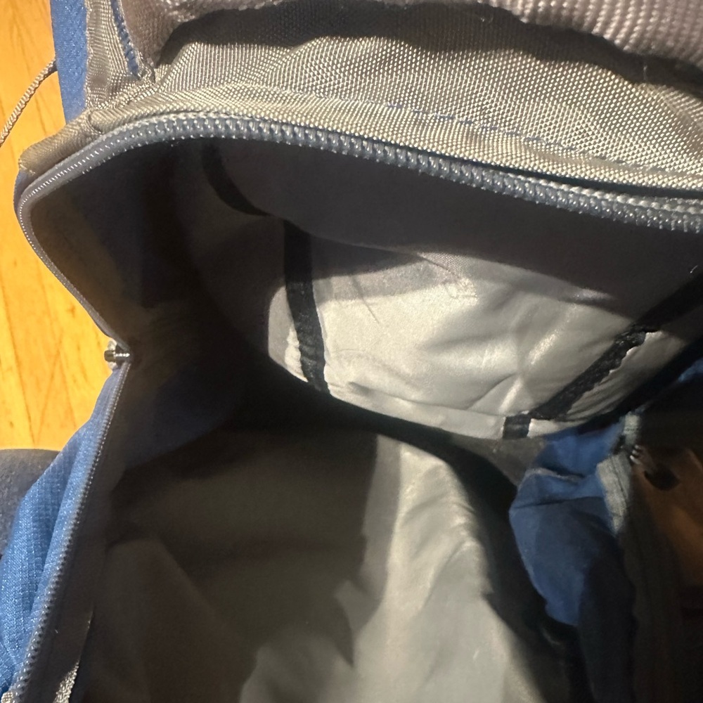 CamelBak Blue and Gray Used RimRunner Backpack - Picture 5 of 8